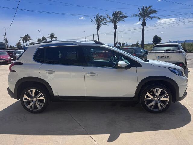 PEUGEOT 2008 ALLURE 1.2 E-THP AUTO SPANISH LHD IN SPAIN 43000 MILES 1 OWNER 2017